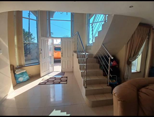 4 BEDROOM FREEHOLD FOR SALE IN AVOCA